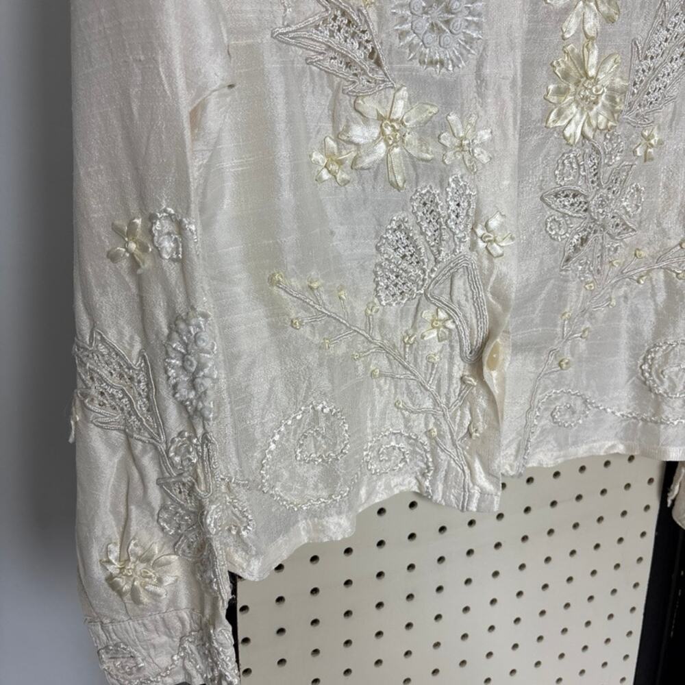 Sandy Starkman 100% Silk Blouse 3D Floral Cottagecore Vintage Whimsical M - Picture 4 of 8